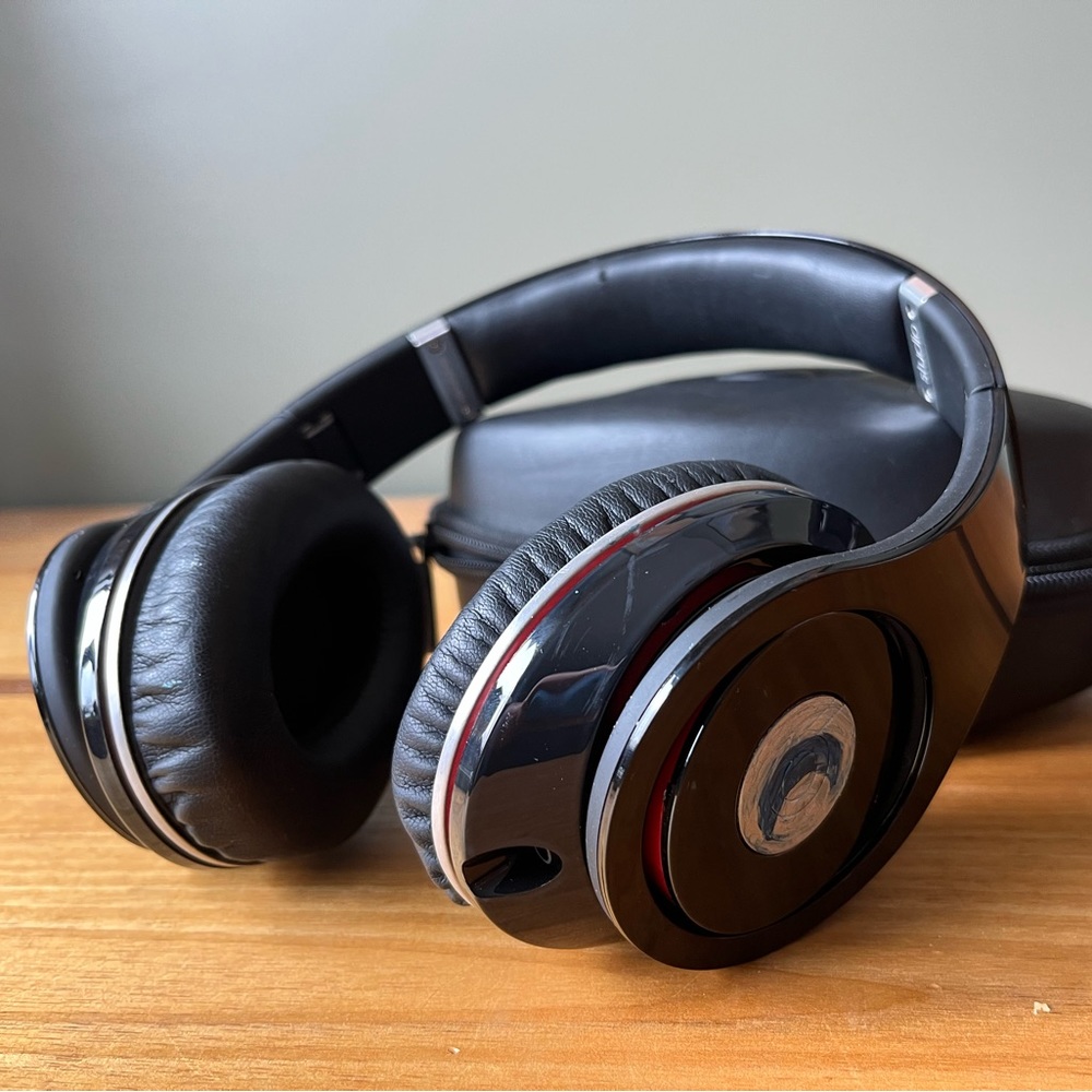 Beats by Dre Studio noise cancelling headphones